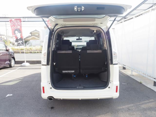 セレナ ライダー　ブラックライン　Ｓ－ハイブリッド　純正メモリナビ　フルセグＴＶ　Ｂｌｕｅｔｏｏｔｈ　バックカメラ　両側電動スライドドア　クルーズコントロール　ＥＴＣ　社外アルミ　プッシュスタート　スマートキー（15枚目）