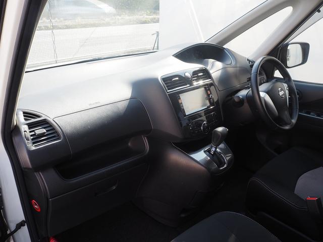 セレナ ライダー　ブラックライン　Ｓ－ハイブリッド　純正メモリナビ　フルセグＴＶ　Ｂｌｕｅｔｏｏｔｈ　バックカメラ　両側電動スライドドア　クルーズコントロール　ＥＴＣ　社外アルミ　プッシュスタート　スマートキー（21枚目）