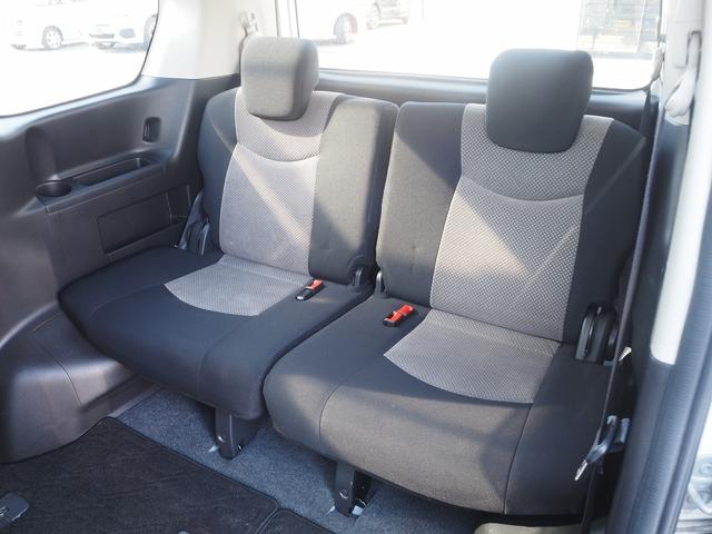 セレナ ライダー　ブラックライン　Ｓ－ハイブリッド　純正メモリナビ　フルセグＴＶ　Ｂｌｕｅｔｏｏｔｈ　バックカメラ　両側電動スライドドア　クルーズコントロール　ＥＴＣ　社外アルミ　プッシュスタート　スマートキー（25枚目）