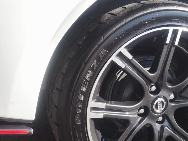 マーチ ニスモ　専用エアロ　ローダウン　本革巻きハンドル　メモリーナビ　Ｂｌｕｅｔｏｏｔｈ　地上テレビ　フルセグ　ドライブレコーダー（Ｆ・Ｒ）　ＥＴＣ　アイドリングストップ（16枚目）