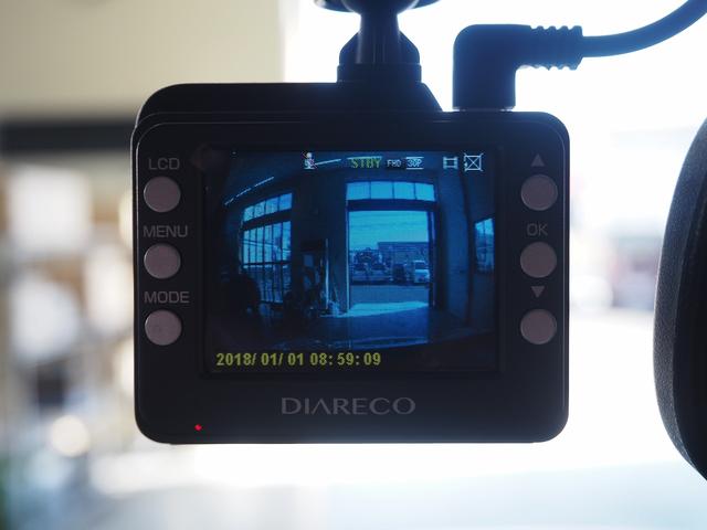 マーチ ニスモ　専用エアロ　ローダウン　本革巻きハンドル　メモリーナビ　Ｂｌｕｅｔｏｏｔｈ　地上テレビ　フルセグ　ドライブレコーダー（Ｆ・Ｒ）　ＥＴＣ　アイドリングストップ（30枚目）