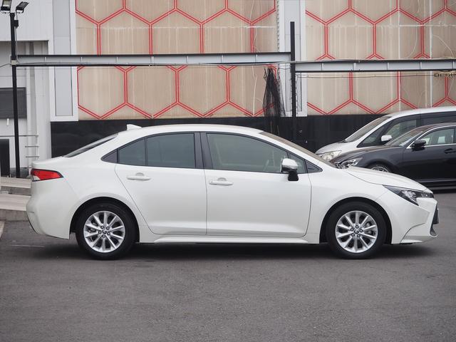 カローラ ハイブリッド S 純正ナビ フルセグTV Bluetooth バックドア ドライブレコーダー レーダークルーズコントロール ETC コーナーセンサー 車線逸脱防止機能 オートハイビーム プッシュスタート スマートキー(12枚目)