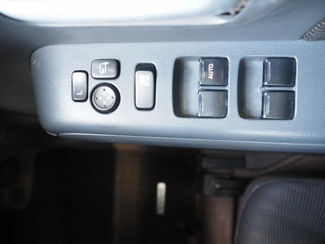 モコ Ｅ　ショコラティエ　ＣＤ　ラジオ　フロントオートエアコン　ＥＴＣ　スマートキー　　椅子下収納　フロントテーブル　フロントベンチシート　チルトステアリング　運転席ハイトアジャスター（30枚目）