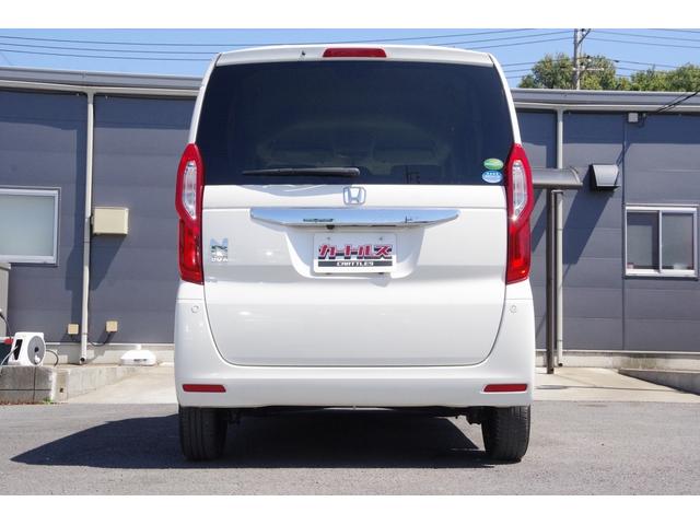 Ｎ－ＢＯＸ Ｇ・Ｌホンダセンシング　アイドリングＳ　前後ブレーキサポート　メモリナビ　Ｗエアバック　パーキングセンサー　車線逸脱警報装置　衝突安全ボディ　バックモニター　ＬＥＤライト　スマートキー　盗難防止システム　横滑り防止機能　ナビ（7枚目）