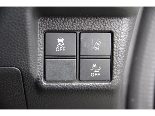 納車前には指定工場でしっかりとした整備を行いお客様に安心してお乗り頂ける様に心掛けています。だからできるカートルズは全車保証付き！「いいクルマ」と言われたい！を実現する為に日々取り組んでます。