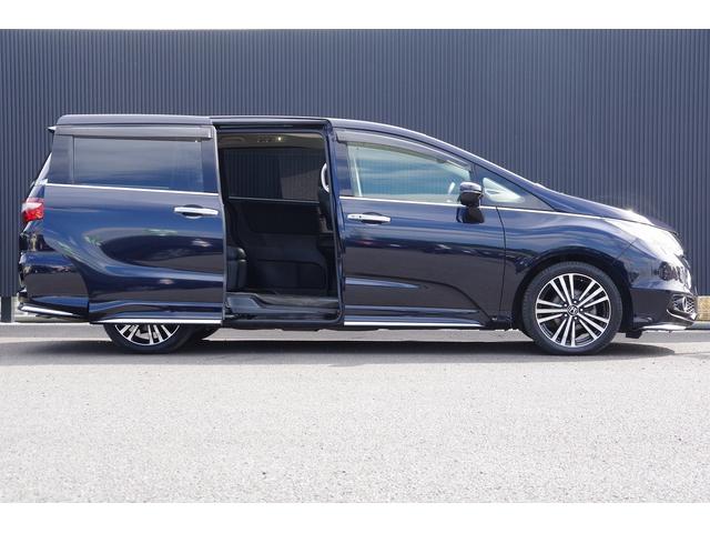 オデッセイ アブソルート 電動格納式ドアミラー Bluetooth音楽 スマートキー&プッシュスタート メモリーインターナビ ダブルエアコン クルーズC エアロ Aライト リアカメラ ETC装備 ナビTV 運転席エアバック(6枚目)