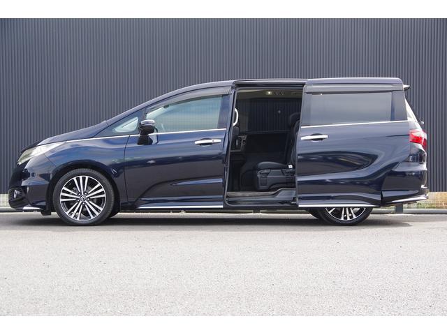 オデッセイ アブソルート 電動格納式ドアミラー Bluetooth音楽 スマートキー&プッシュスタート メモリーインターナビ ダブルエアコン クルーズC エアロ Aライト リアカメラ ETC装備 ナビTV 運転席エアバック(11枚目)