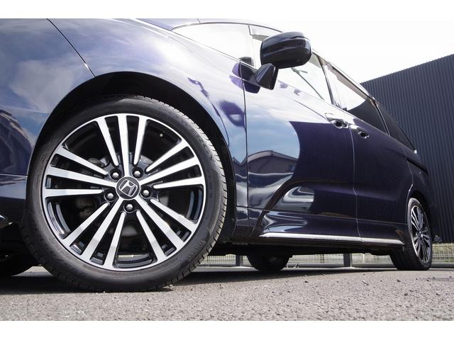 オデッセイ アブソルート 電動格納式ドアミラー Bluetooth音楽 スマートキー&プッシュスタート メモリーインターナビ ダブルエアコン クルーズC エアロ Aライト リアカメラ ETC装備 ナビTV 運転席エアバック(12枚目)