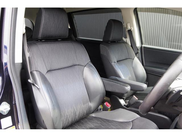 オデッセイ アブソルート 電動格納式ドアミラー Bluetooth音楽 スマートキー&プッシュスタート メモリーインターナビ ダブルエアコン クルーズC エアロ Aライト リアカメラ ETC装備 ナビTV 運転席エアバック(30枚目)