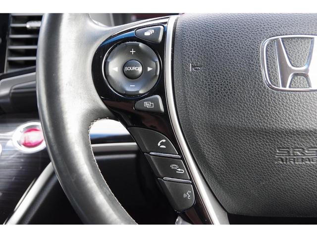 オデッセイ アブソルート 電動格納式ドアミラー Bluetooth音楽 スマートキー&プッシュスタート メモリーインターナビ ダブルエアコン クルーズC エアロ Aライト リアカメラ ETC装備 ナビTV 運転席エアバック(34枚目)