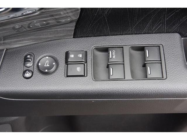 オデッセイ アブソルート 電動格納式ドアミラー Bluetooth音楽 スマートキー&プッシュスタート メモリーインターナビ ダブルエアコン クルーズC エアロ Aライト リアカメラ ETC装備 ナビTV 運転席エアバック(47枚目)