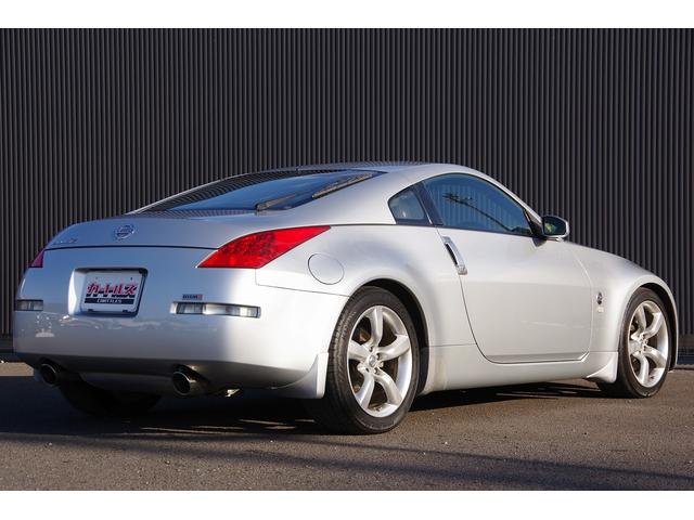 フェアレディZ バージョンT 本革シート 盗難防止システム パワーシート キーレス シートヒーター パワーステアリング オートエアコン ABS 助手席エアバック パワーウィンドウ 衝突安全ボディ 運転席エアバック カセット(6枚目)