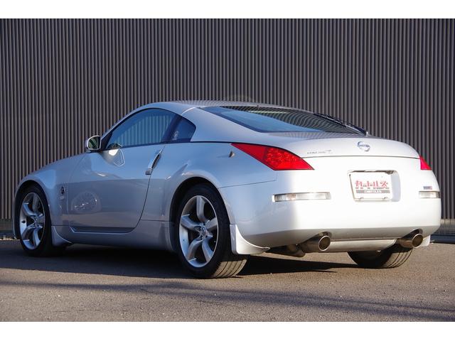 フェアレディZ バージョンT 本革シート 盗難防止システム パワーシート キーレス シートヒーター パワーステアリング オートエアコン ABS 助手席エアバック パワーウィンドウ 衝突安全ボディ 運転席エアバック カセット(8枚目)