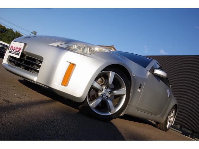 フェアレディZ バージョンT 本革シート 盗難防止システム パワーシート キーレス シートヒーター パワーステアリング オートエアコン ABS 助手席エアバック パワーウィンドウ 衝突安全ボディ 運転席エアバック カセット(10枚目)