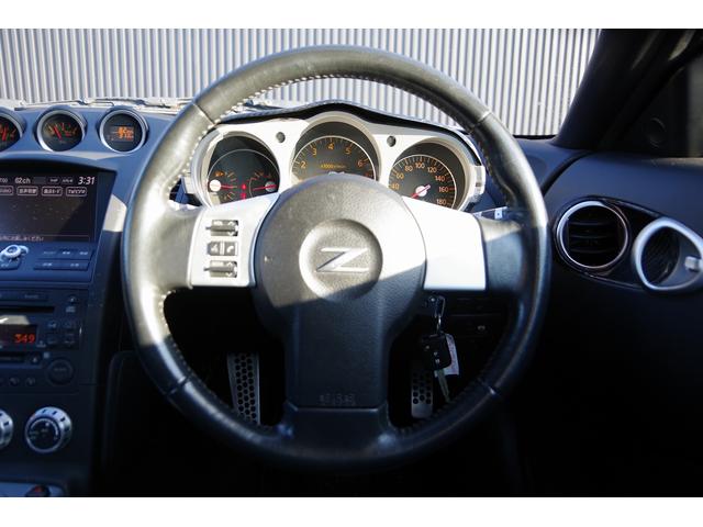 フェアレディZ バージョンT 本革シート 盗難防止システム パワーシート キーレス シートヒーター パワーステアリング オートエアコン ABS 助手席エアバック パワーウィンドウ 衝突安全ボディ 運転席エアバック カセット(17枚目)
