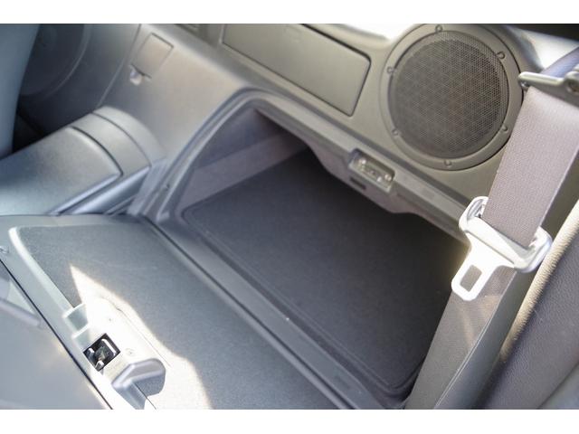 フェアレディZ バージョンT 本革シート 盗難防止システム パワーシート キーレス シートヒーター パワーステアリング オートエアコン ABS 助手席エアバック パワーウィンドウ 衝突安全ボディ 運転席エアバック カセット(39枚目)