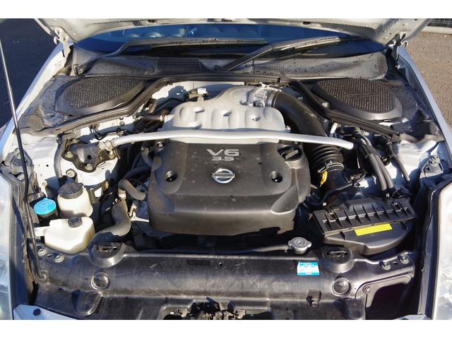 フェアレディZ バージョンT 本革シート 盗難防止システム パワーシート キーレス シートヒーター パワーステアリング オートエアコン ABS 助手席エアバック パワーウィンドウ 衝突安全ボディ 運転席エアバック カセット(44枚目)