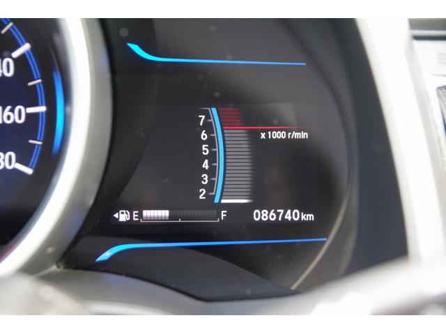 フィットハイブリッド Ｌパッケージ　電動格納式ミラー　ＡＵＴＯライト　ナビ＆ＴＶ　地デジフルセグＴＶ　ＵＳＢ　サイドエアバック　ＤＶＤ再生　バックカメラ　オートクルーズコントロール　イモビライザー　ＥＴＣ　ＥＳＣ　ＡＵＴＯエアコン（32枚目）