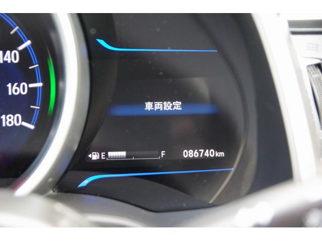 フィットハイブリッド Ｌパッケージ　電動格納式ミラー　ＡＵＴＯライト　ナビ＆ＴＶ　地デジフルセグＴＶ　ＵＳＢ　サイドエアバック　ＤＶＤ再生　バックカメラ　オートクルーズコントロール　イモビライザー　ＥＴＣ　ＥＳＣ　ＡＵＴＯエアコン（33枚目）