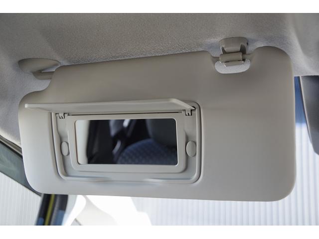 フィットハイブリッド Ｌパッケージ　電動格納式ミラー　ＡＵＴＯライト　ナビ＆ＴＶ　地デジフルセグＴＶ　ＵＳＢ　サイドエアバック　ＤＶＤ再生　バックカメラ　オートクルーズコントロール　イモビライザー　ＥＴＣ　ＥＳＣ　ＡＵＴＯエアコン（54枚目）