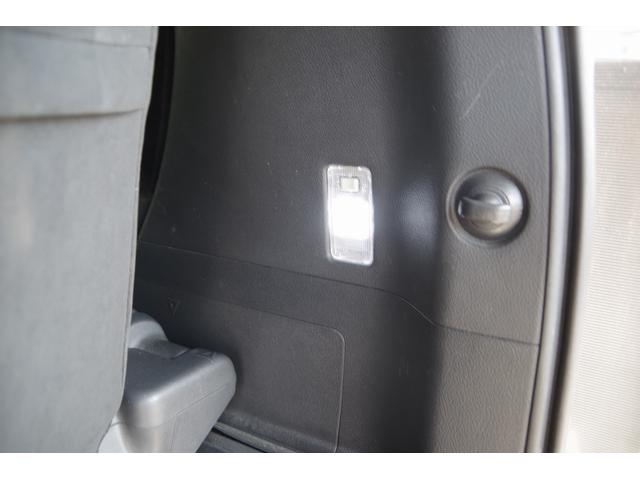 ヴェルファイア 2.4Z プラチナムセレクション イモビライザー 地デジTV 三列シート バックガイドモニター エアコン ナビTV エアロ Aライト HDDナビ 電動格納ミラー ウォークスルー 横滑り防止システム ABS キーフリー インテリキー(13枚目)