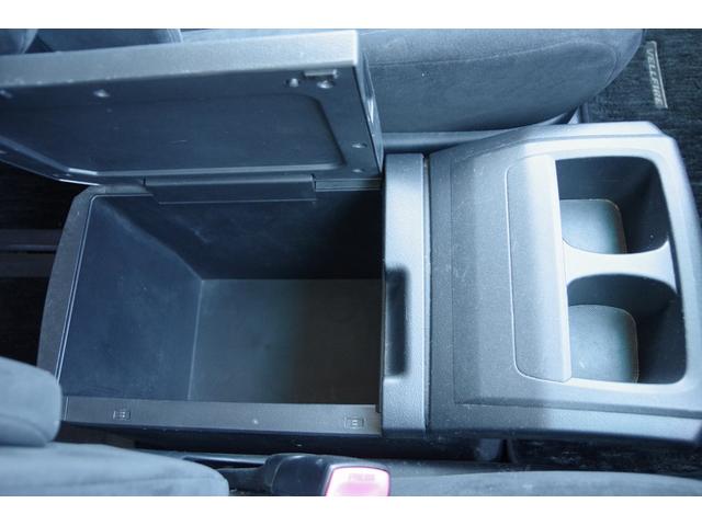 ヴェルファイア 2.4Z プラチナムセレクション イモビライザー 地デジTV 三列シート バックガイドモニター エアコン ナビTV エアロ Aライト HDDナビ 電動格納ミラー ウォークスルー 横滑り防止システム ABS キーフリー インテリキー(49枚目)