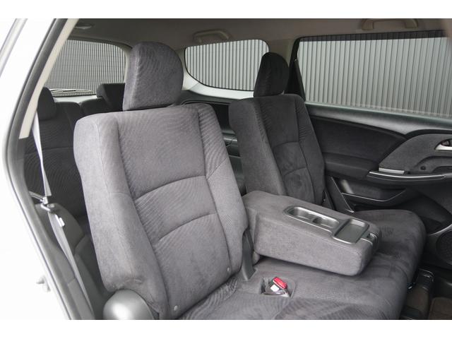 オデッセイ M サイドカメラ フロントカメラ ワンセグテレビ エアバック 横滑り防止 AUTOエアコン Rカメラ AUTOライト DVD PW キーレス 三列シート USB ETC ABS HDDナビ ナビTV(23枚目)