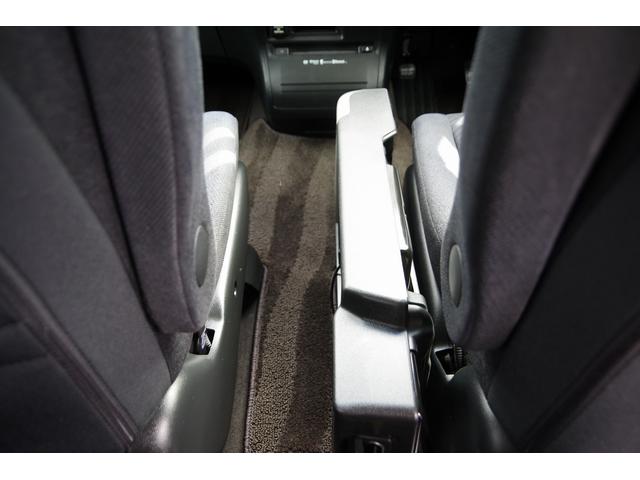 オデッセイ M サイドカメラ フロントカメラ ワンセグテレビ エアバック 横滑り防止 AUTOエアコン Rカメラ AUTOライト DVD PW キーレス 三列シート USB ETC ABS HDDナビ ナビTV(48枚目)