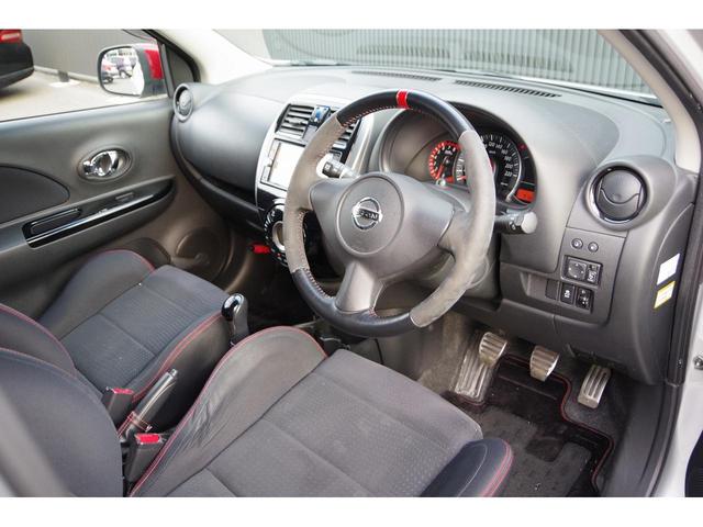 マーチ ニスモ　Ｓ　テレビ　ＷＳＲＳ　運転席エアバック　ＵＳＢ接続　盗難防止装置　Ｂカメラ　フルオートエアコン　ＤＶＤ再生　キーレスエントリー　エアロ　Ａライト　ＥＴＣ　ワンセグ　ＰＳ　ローダウン　ＡＢＳ　横滑防止（22枚目）