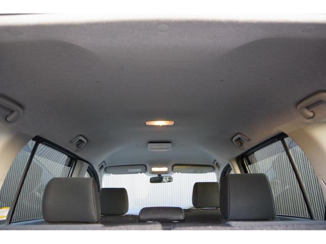 アイシス プラタナ Bカメ プッシュスタートスマートキー パワーウインドウ キーレスエントリー ダブルエアバッグ 横滑り防止 オートエアコン DVD 3列シート イモビライザー ETC パワステ 電動格納ミラー ABS(25枚目)