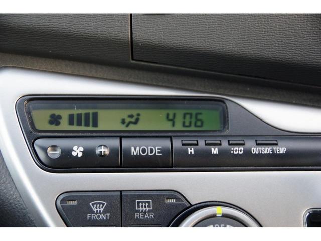 アイシス プラタナ Bカメ プッシュスタートスマートキー パワーウインドウ キーレスエントリー ダブルエアバッグ 横滑り防止 オートエアコン DVD 3列シート イモビライザー ETC パワステ 電動格納ミラー ABS(26枚目)