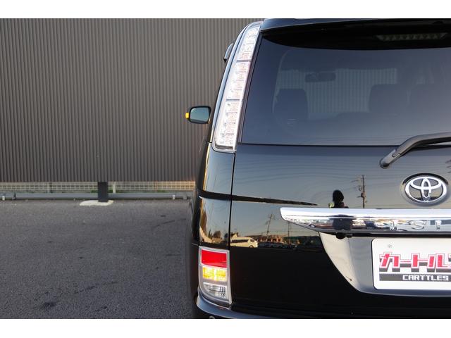 アイシス プラタナ Bカメ プッシュスタートスマートキー パワーウインドウ キーレスエントリー ダブルエアバッグ 横滑り防止 オートエアコン DVD 3列シート イモビライザー ETC パワステ 電動格納ミラー ABS(59枚目)