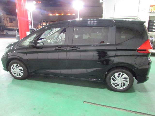 フリード Ｇ　禁煙車　Ｃパッケージ　ナビ　ＥＴＣ　ドラレコ　ワンオーナー　ベンチシート　記録簿　３列シート　ＬＥＤヘッドライト　パワーウインドウ　地デジ　Ｒカメラ　イモビ　ＶＳＡ　ドライブレコーダー　エアコン（14枚目）