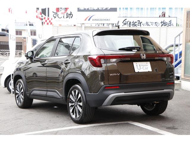 ＷＲ－Ｖ Ｚ　８インチ純正ナビゲーション　ドライブレコーダー　ＥＴＣ車載器　ＨｏｎｄａＳＥＮＳＩＮＧ　フルＬＥＤヘッドライト　本革巻ステアリングホイール　１７インチアルミホイール　スマートキー２個　元レンタカー（5枚目）