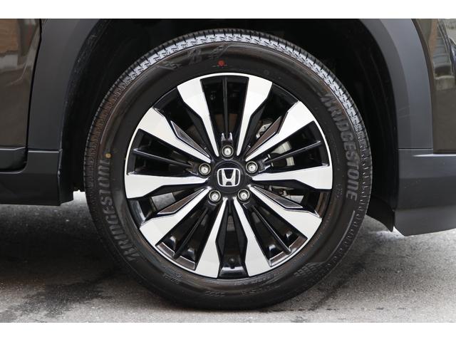 ＷＲ－Ｖ Ｚ　８インチ純正ナビゲーション　ドライブレコーダー　ＥＴＣ車載器　ＨｏｎｄａＳＥＮＳＩＮＧ　フルＬＥＤヘッドライト　本革巻ステアリングホイール　１７インチアルミホイール　スマートキー２個　元レンタカー（8枚目）