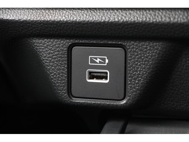 ＷＲ－Ｖ Ｚ　８インチ純正ナビゲーション　ドライブレコーダー　ＥＴＣ車載器　ＨｏｎｄａＳＥＮＳＩＮＧ　フルＬＥＤヘッドライト　本革巻ステアリングホイール　１７インチアルミホイール　スマートキー２個　元レンタカー（16枚目）