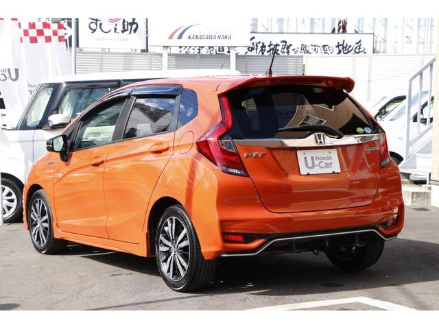 フィットハイブリッド S ホンダセンシング ワンオーナー 純正ナビ LEDヘッドライト LEDフォグライト パドルシフト ETC 16インチアルミホイール サイドエアバック カーテンエアバック(5枚目)