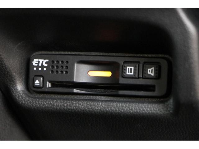 フィットハイブリッド S ホンダセンシング ワンオーナー 純正ナビ LEDヘッドライト LEDフォグライト パドルシフト ETC 16インチアルミホイール サイドエアバック カーテンエアバック(22枚目)