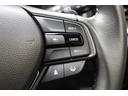 Ｚ　８インチ純正ナビゲーション　ドライブレコーダー　ＥＴＣ車載器　ＨｏｎｄａＳＥＮＳＩＮＧ　フルＬＥＤヘッドライト　本革巻ステアリングホイール　１７インチアルミホイール　スマートキー２個　元レンタカー（18枚目）