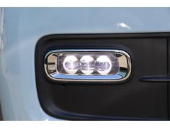 ＬＥＤフォグライトも装備しております。 7