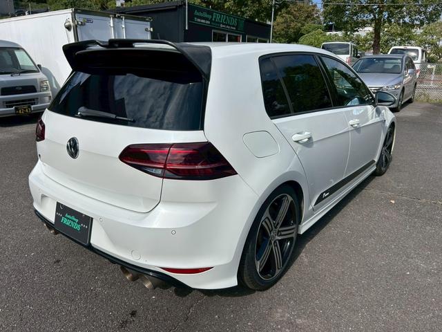 ゴルフR ベースグレード タイヤ新品/Racing Lineマフラー・ダウンサス・パドルシフト/後期テール/カーボンフロントリップ/カーボントランクスポイラー/バックカメラ/前後ドラレコ/デジタルインナーミラー/ETC(13枚目)