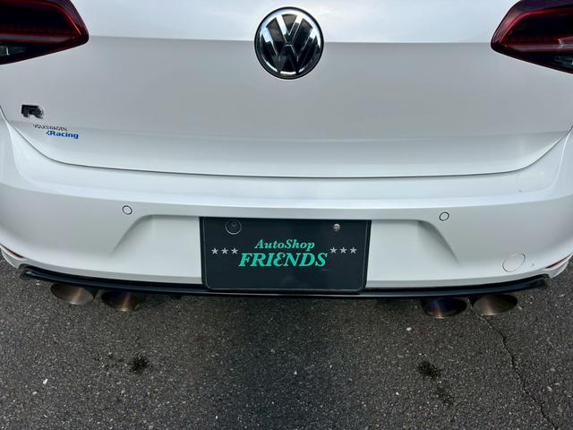 ゴルフR ベースグレード タイヤ新品/Racing Lineマフラー・ダウンサス・パドルシフト/後期テール/カーボンフロントリップ/カーボントランクスポイラー/バックカメラ/前後ドラレコ/デジタルインナーミラー/ETC(17枚目)