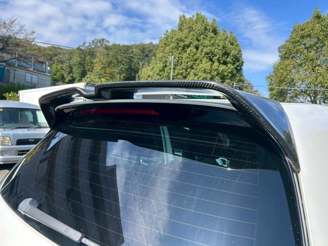 ゴルフR ベースグレード タイヤ新品/Racing Lineマフラー・ダウンサス・パドルシフト/後期テール/カーボンフロントリップ/カーボントランクスポイラー/バックカメラ/前後ドラレコ/デジタルインナーミラー/ETC(25枚目)