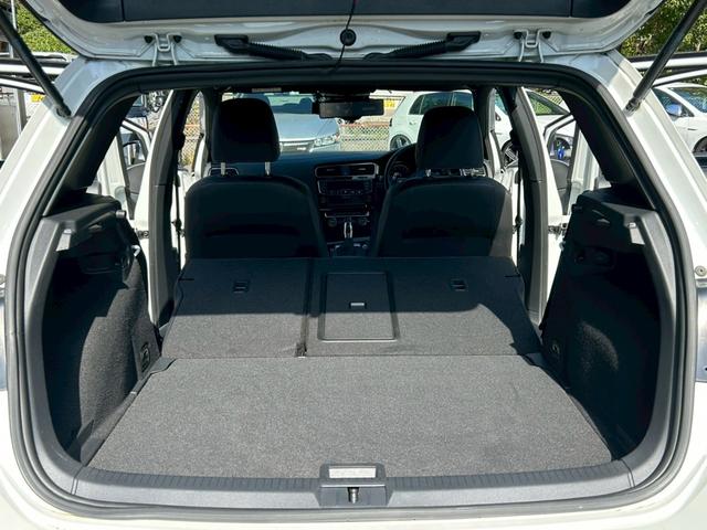 ゴルフR ベースグレード タイヤ新品/Racing Lineマフラー・ダウンサス・パドルシフト/後期テール/カーボンフロントリップ/カーボントランクスポイラー/バックカメラ/前後ドラレコ/デジタルインナーミラー/ETC(38枚目)