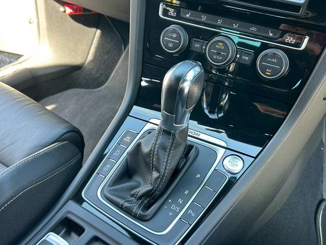 ゴルフR ベースグレード タイヤ新品/Racing Lineマフラー・ダウンサス・パドルシフト/後期テール/カーボンフロントリップ/カーボントランクスポイラー/バックカメラ/前後ドラレコ/デジタルインナーミラー/ETC(46枚目)