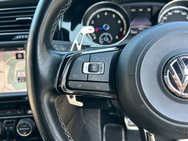 ゴルフR ベースグレード タイヤ新品/Racing Lineマフラー・ダウンサス・パドルシフト/後期テール/カーボンフロントリップ/カーボントランクスポイラー/バックカメラ/前後ドラレコ/デジタルインナーミラー/ETC(50枚目)