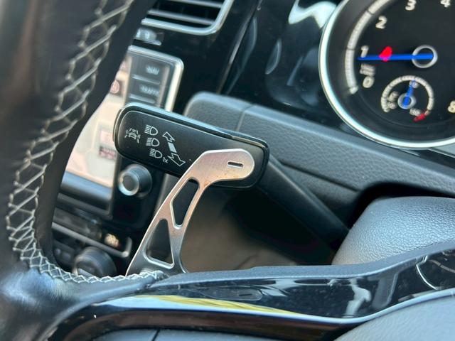 ゴルフR ベースグレード タイヤ新品/Racing Lineマフラー・ダウンサス・パドルシフト/後期テール/カーボンフロントリップ/カーボントランクスポイラー/バックカメラ/前後ドラレコ/デジタルインナーミラー/ETC(52枚目)