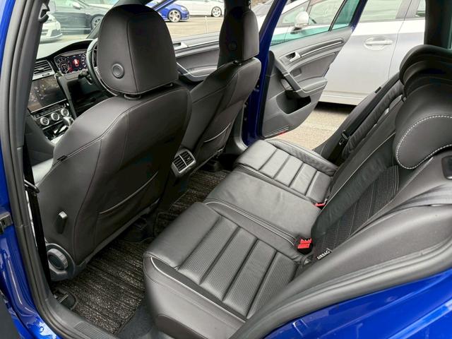 ゴルフＲヴァリアント ベースグレード　後期型／ＮＥＵＳＰＥＥＤダウンサス／Ａｐｐｌｅ　ＣａｒＰｌａｙ／ＴＥＣＭＡＧホイール／スロコン／ＦＯＣＡＬスピーカーキッド／レゾネーターデリートパイプ／前後ドラレコ／Ｂｌｕｅｔｏｏｔｈ／ＥＴＣ（29枚目）