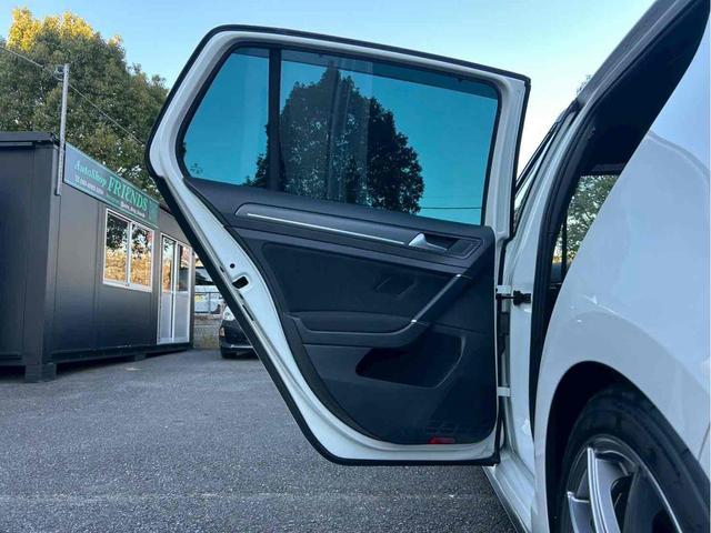ゴルフＧＴＩ ベースグレード　レムスマフラー／ＳＳＲホイール／Ｈ＆Ｒダウンサス／ＡＰＲエアインテーク／ＥＣＳエアインテークホース／トランクスポイラー／前後ブラックエンブレム／Ａｐｐｌｅ　Ｃａｒ　Ｐｌａｙ／バックカメラ／ドラレコ（74枚目）