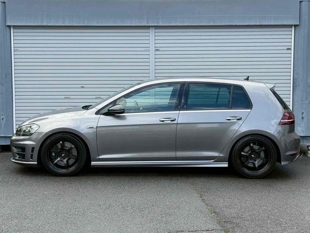 ゴルフＲ ベースグレード　ＡＤＶＡＮ　Ｒａｃｉｎｇホイール／ＳＡＣＨＳ　ＲＳ－１車高調／記録簿／バックカメラ／ドライブレコーダー／Ｂｌｕｅｔｏｏｔｈ／ＴＶ／ＥＴＣ／クルーズコントロール（9枚目）